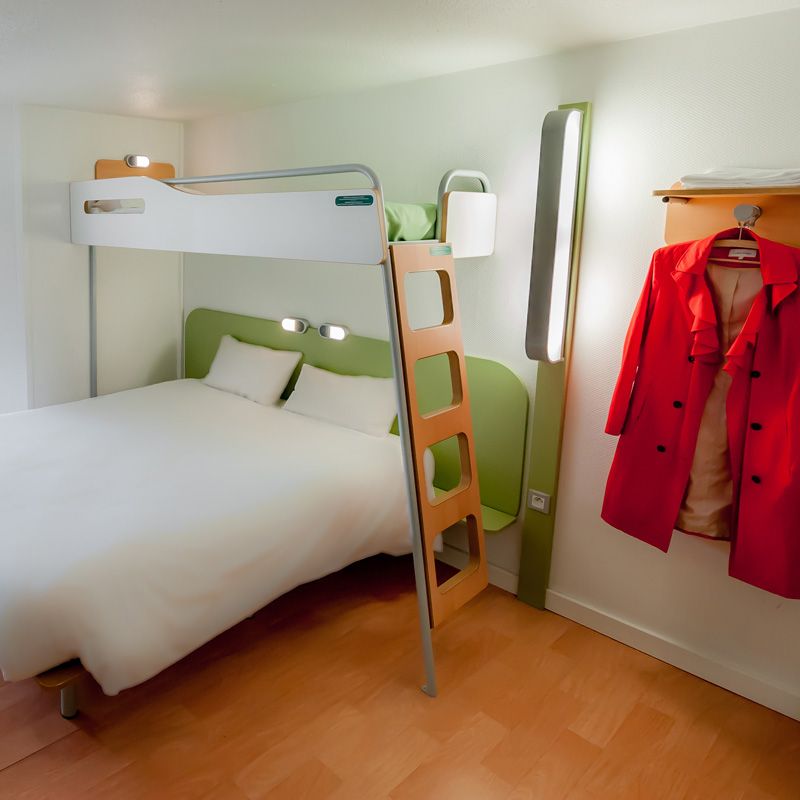 Chambre triple de l'hôtel Ibis Budget Vannes Ploeren