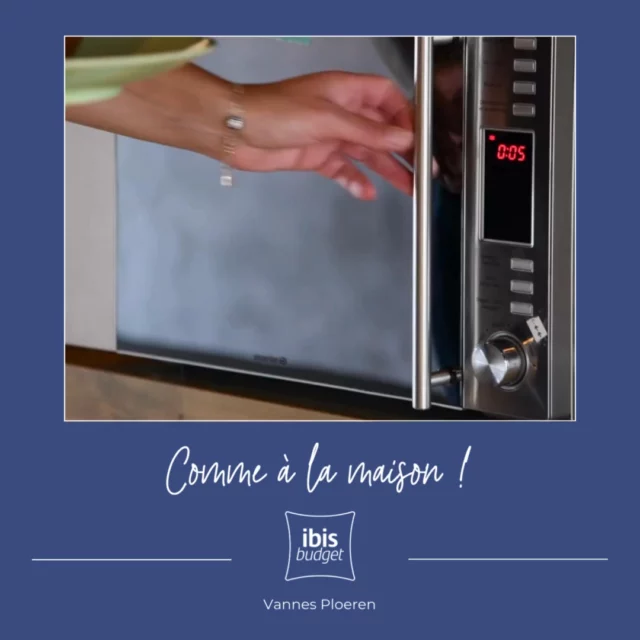 🍴 Petite faim à toute heure ? On a ce qu’il vous faut !

À l’Ibis Budget Vannes Ploeren, vous pouvez combler vos envies salées ou sucrées à tout moment de la journée (ou de la nuit !).
Notre distributeur d’encas vous propose boissons fraîches, snacks et douceurs pour un petit creux rapide et pratique.

Et pour plus de confort, un micro-ondes est à votre disposition à l’accueil : réchauffez votre plat, votre café ou un encas en toute simplicité !

🎯 Voyageur pressé ou amateur de liberté : ici, vous êtes chez vous.

www.hotel-budget-vannes.com
#hotelibisbudgetvannes #hotel #vannes 
#IbisBudget #VannesPloeren #SnackTime #VoyagePratique #Encas #HôtelConfort